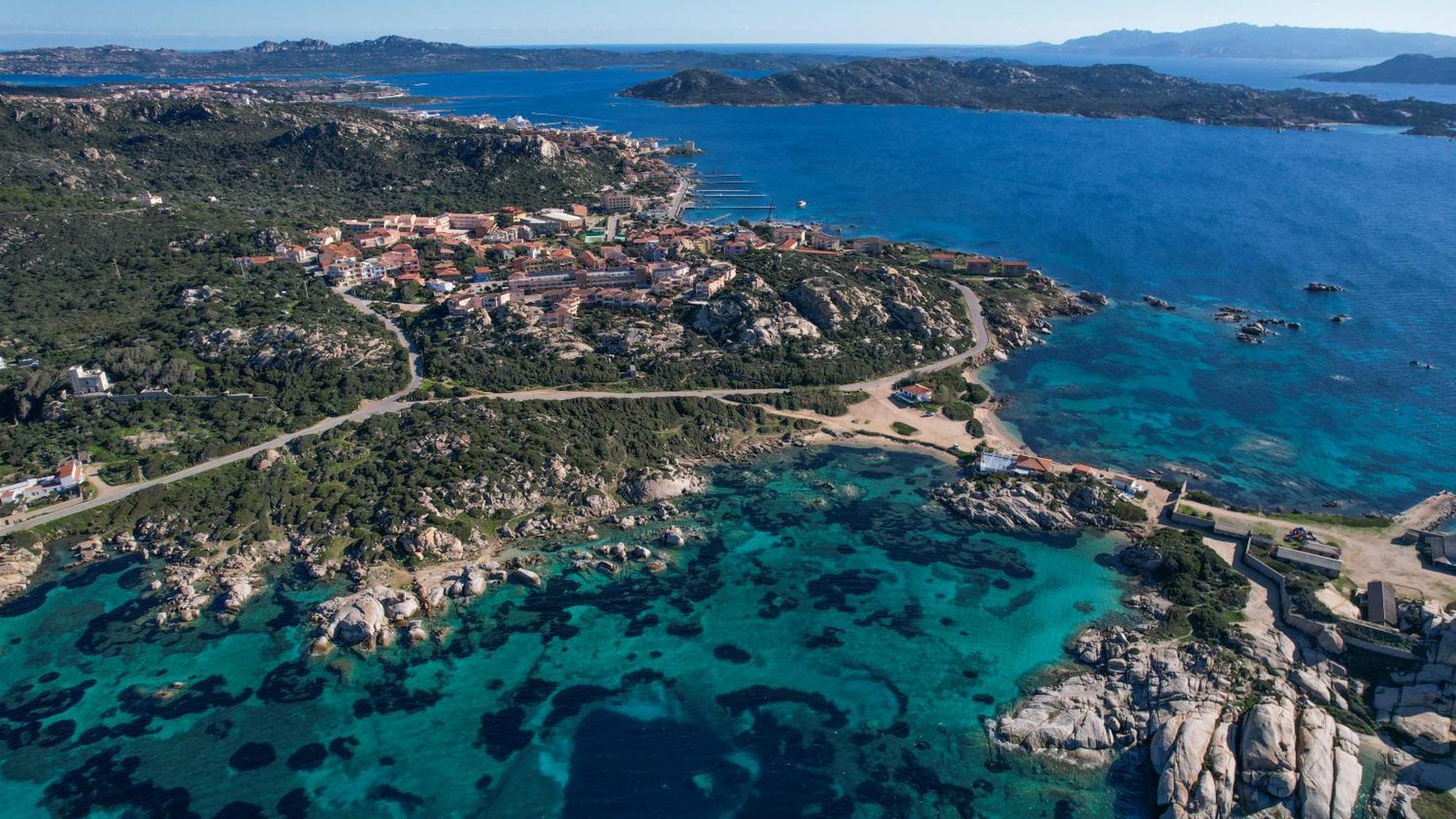 A Punta Tegge Il Mare La Spiaggia Il Tramonto Villa La Maddalena  Eksteriør bilde